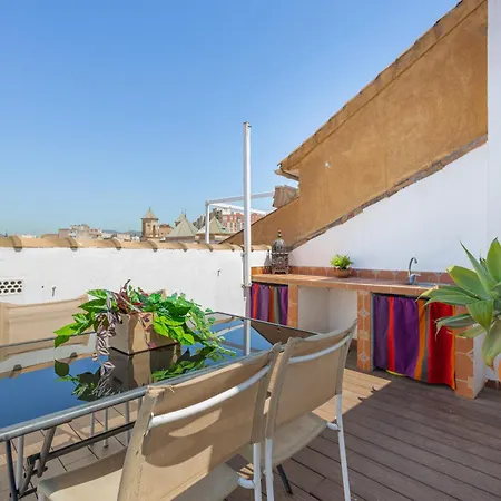 C20 - Adorable In The Center With Sun Terrace *