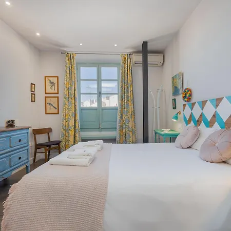 C20 - Adorable In The Center With Sun Terrace *